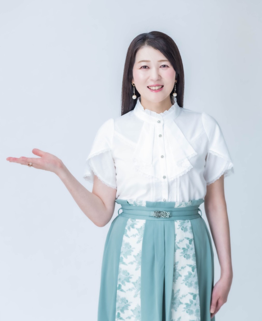 ヒプノセラピスト 越水有里子